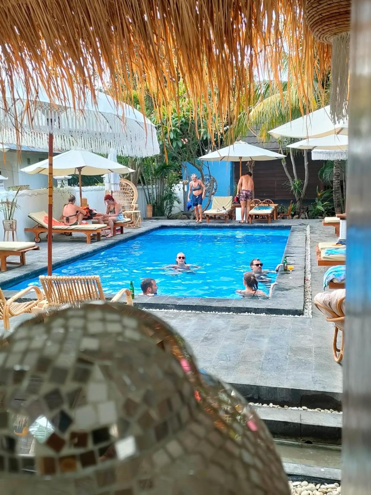 Color Cottage Gili Air Luaran gambar